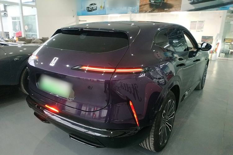 Used  07 2024 Max Extended-Range Edition
