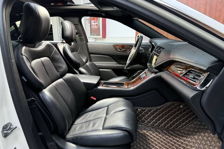 Used Lincoln Continental 2018 2.0T Two-Wheel Drive Deluxe Edition
