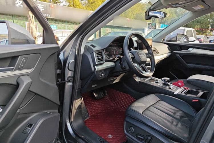 Used Audi Q5L 2020 Updated 40 TFSI Prestige Fashion Edition
