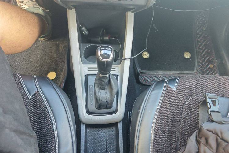 Used Skoda Fabia 2017 1.4L Automatic Car Enjoy Edition
