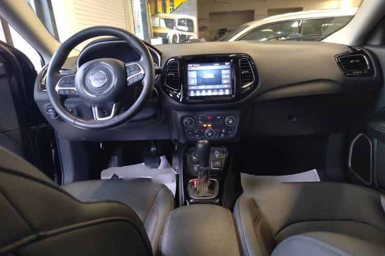 Used Jeep Compass 2019 220T Automatic Family Enjoyment Four-Wheel Drive Edition