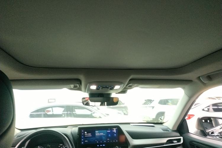 Used Toyota Highlander 2022 Dual-Engine 2.5L Four-Wheel Drive Prestige Version 7 Seats
