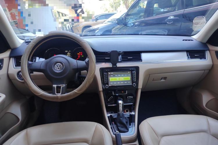 Used Volkswagen Bora 2014 1.6L Automatic Comfort Model
