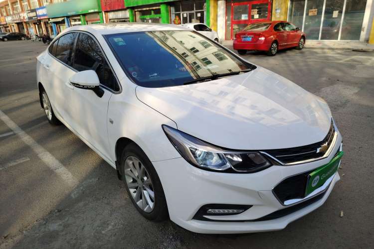 Used Chevrolet Cruze 2017 1.5L Automatic Pioneer Sunroof Edition