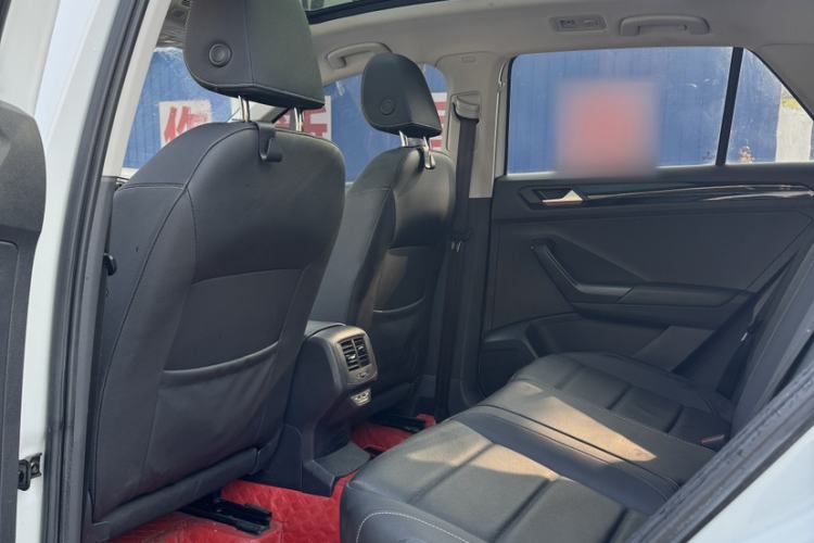 Used Volkswagen T-ROC 2021 280TSI DSG Two-Wheel Drive Comfort Connect Edition
