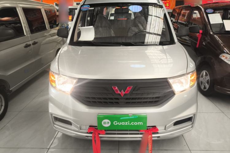 Used Wuling Hongguang V 2022 1.5L Jingqu Version Hydraulic Power Steering LAR
