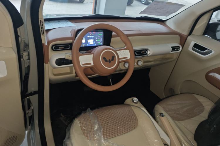 Used Wuling Hongguang MINIEV 2024 3rd Generation 215km Youth Edition
