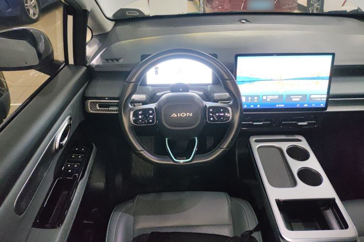 Used AION Y 2023 Plus 510 Tech Edition