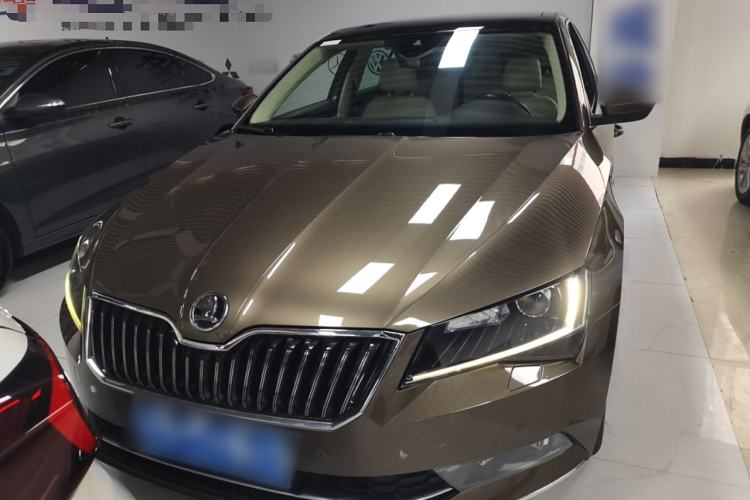 Used Skoda Superb 2016 TSI330 DSG Smart Drive Edition
