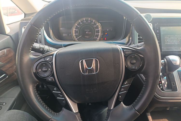Used Honda Elysion 2016 2.4L Luxury Edition
