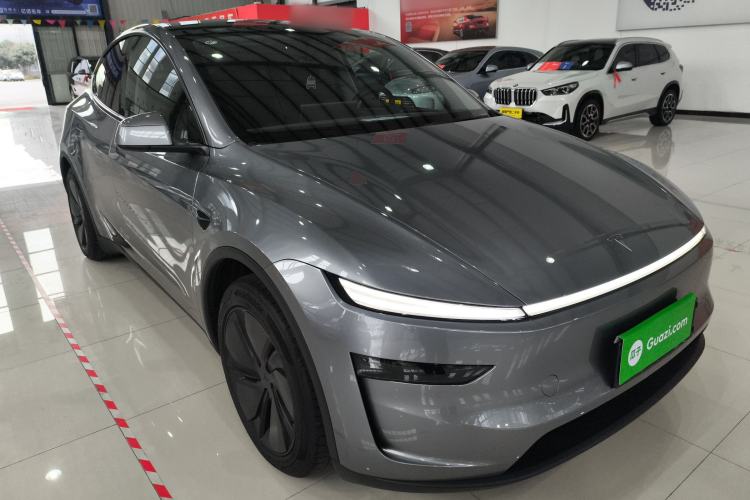 Used Tesla Model Y 2025 Long-Range All-Wheel Drive First Edition
