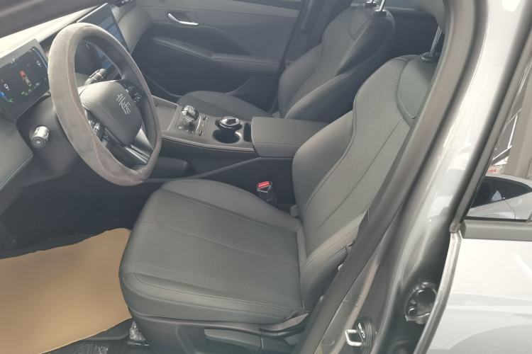 Used BYD Qin PLUS 2025 DM-i Smart Drive 55KM Leading Model
