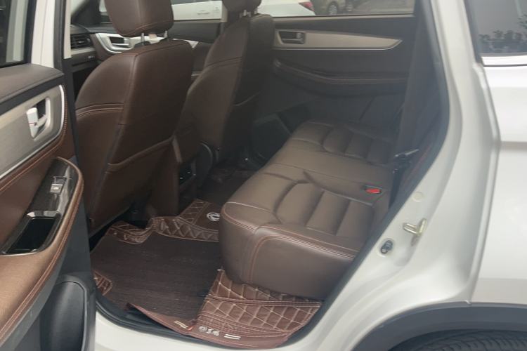 Used FORTHING Joyear X5 2017 1.6L CVT Luxury Model
