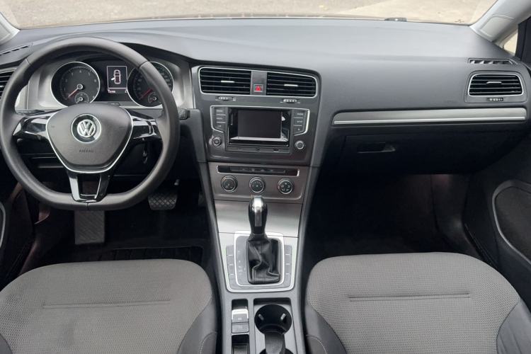 Used Volkswagen Golf 2016 1.6L Automatic Comfort Model
