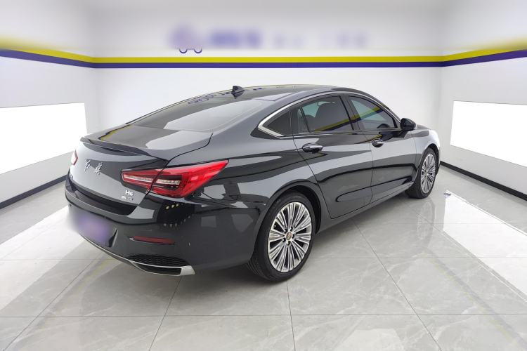 Used Hongqi H5 2022 Classic Model Facelift 1.8T Automatic Smart Connect Flagship Edition
