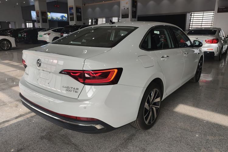 Used Volkswagen Sagitar 2025 Revised Version Three 300TSI DSG Excellence Edition