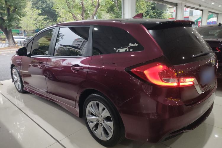 Used Honda Jade 2017 1.8L automatic Comfort version 5 seats