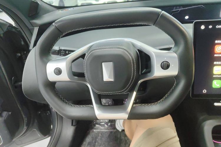 Used  12 2025 Ultra Extended-Range Edition
