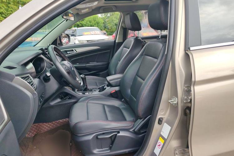 Used Changan CS75 2016 1.5T Manual FENGSHANG Model
