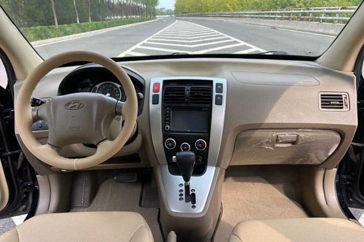 Used Hyundai Tucson 2013 2.0L Automatic Two-Wheel Drive Comfort Version
