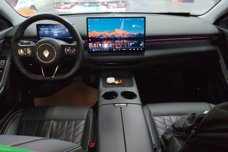 Used Baojun Enjoy 2025 Plug-in Hybrid 140km Luxury Edition