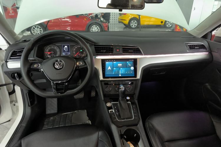 Used Volkswagen Lamando 2021 230TSI DSG Fashion Edition
