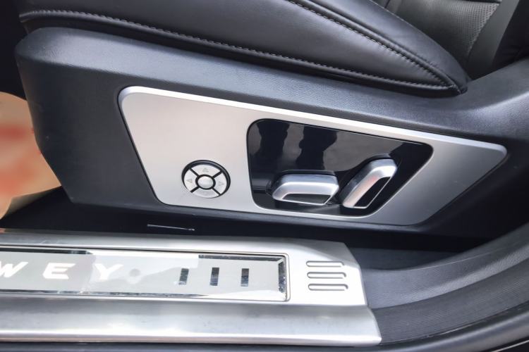 Used Wey VV5 2017 2.0T Ultra-Luxury Version