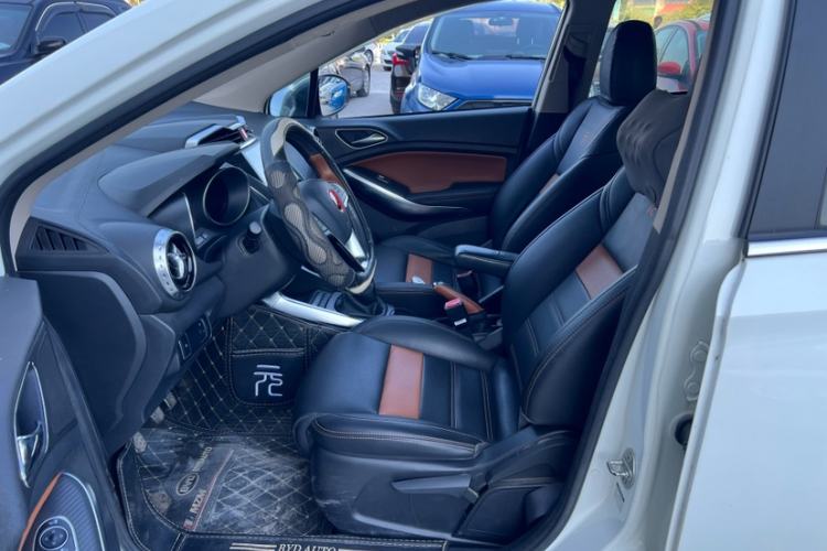 Used BYD Yuan 2016 1.5L Manual Luxury Model
