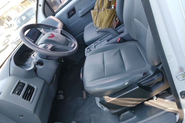 TDK.VehicleDetails.img