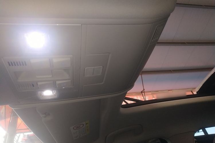 Used Volkswagen Tayron 2023 330TSI Two-Wheel-Drive Luxury Plus Advanced Version
