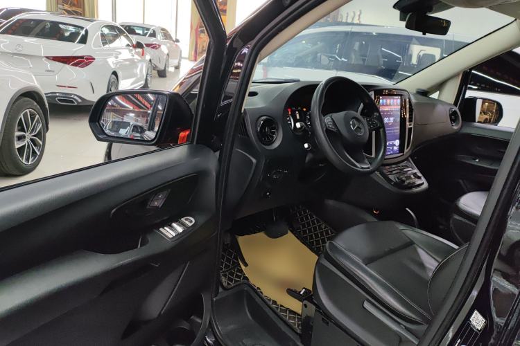 Used Mercedes-Benz Vito 2021 2.0T Elite Version 7 Seats
