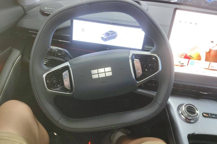 Used  E5 2024 530 km Exploration+ Version
