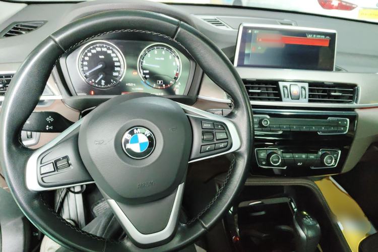 Used BMW X1 2019 xDrive20Li Luxury Model
