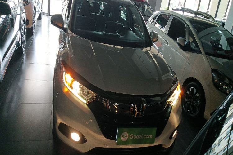 Used Honda Vezel 2020 1.5L CVT Pioneer Edition
