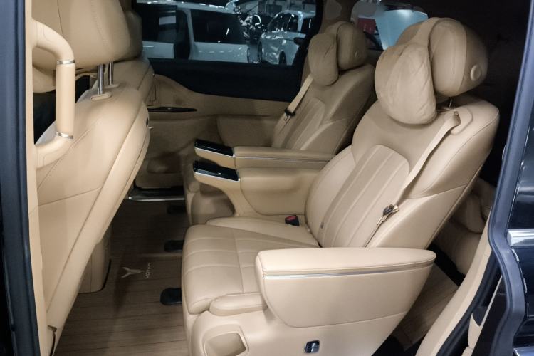 Used VOYAH Dream 2025 PHEV Four-Wheel Drive Excellence Kunpeng Edition