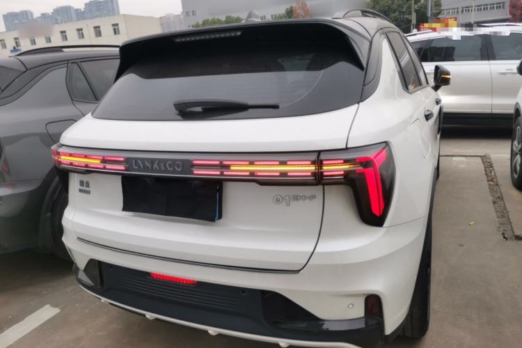 Used Lynk & Co 01 2023 1.5TD EM-F Dawn
