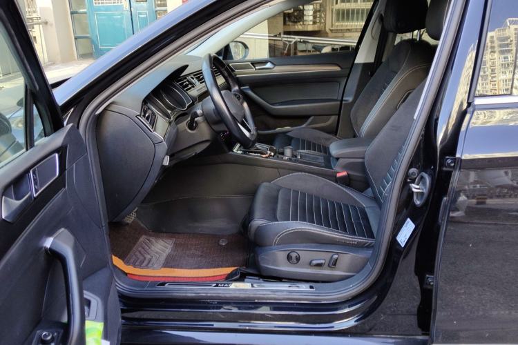 Used Volkswagen Magotan 2020 330TSI DSG Leading Model
