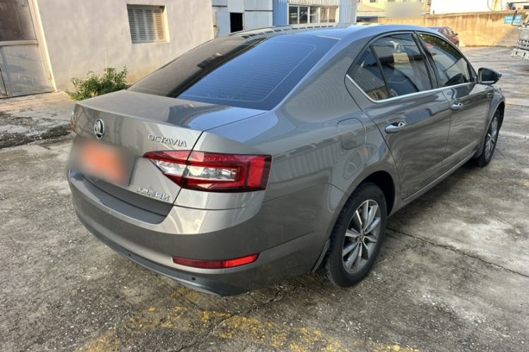 Used Skoda Octavia 2018 TSI230 DSG Comfort Edition
