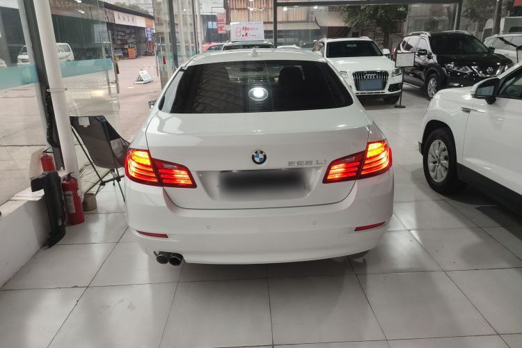 Used BMW 5 Series 2014 520Li Elegant Model
