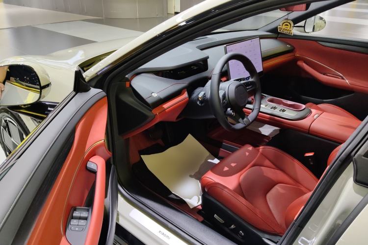 Used  SU7 2024 Rear-Drive Long-Range Intelligent Driving Version
