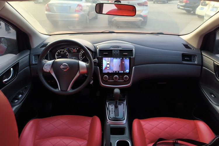 Used Nissan Tiida 2021 1.6L CVT Cool Edition
