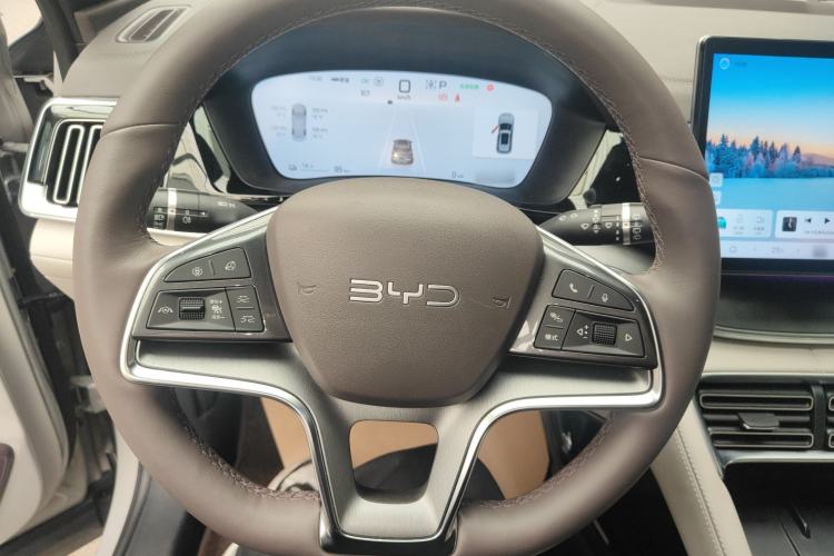 Used BYD Song PLUS New Energy 2025 EV 520km Premium Version