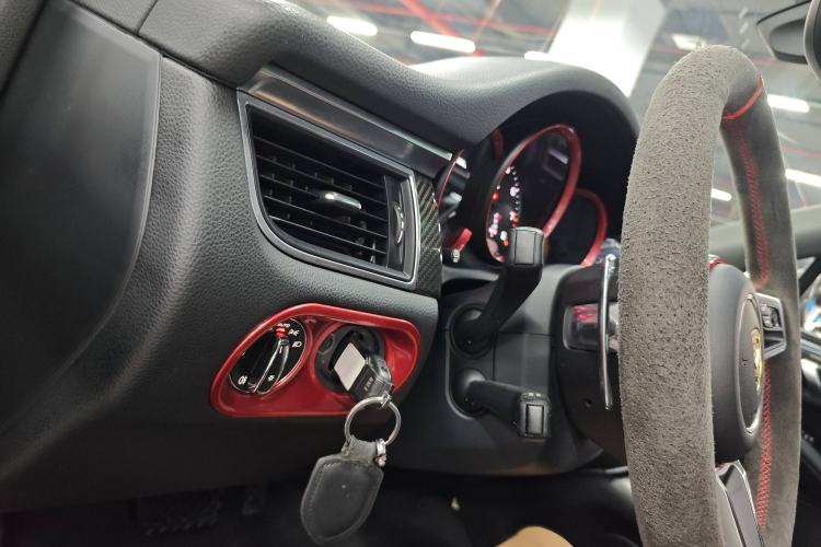 Used Porsche Macan 2016 Macan 2.0T
