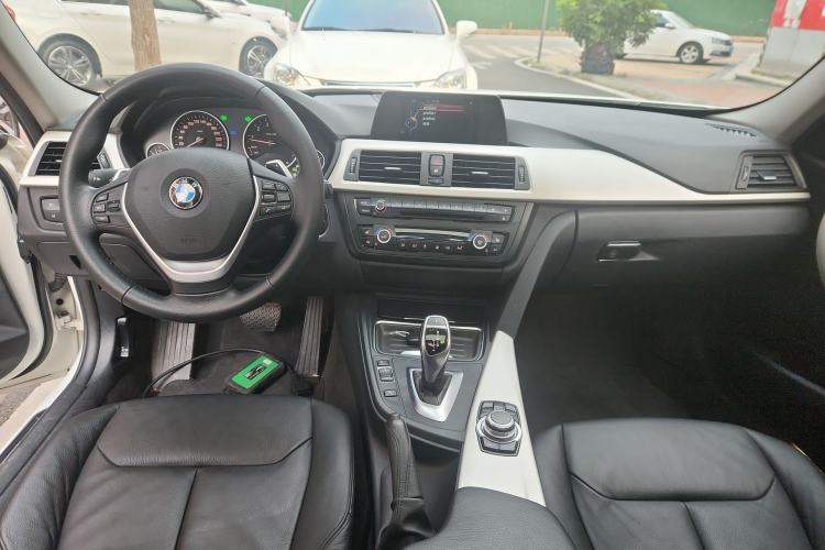 Used BMW 3 Series 2015 328Li Fashion Model
