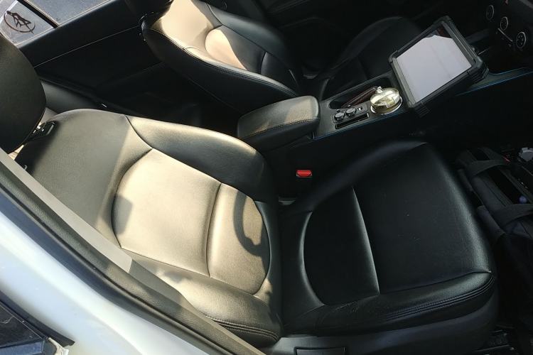 Used Hyundai ix25 2016 1.6T Dual-Clutch Two-Wheel Drive Smart GLS Model
