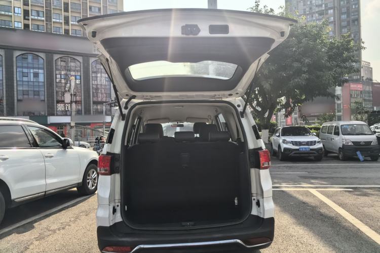 Used HYOSOW H3 2015 1.5L Manual Comfort Model