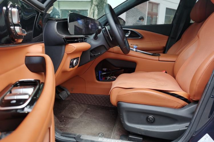 Used  Lingyun 2025 400T Four-Wheel Drive Star Prestige Edition
