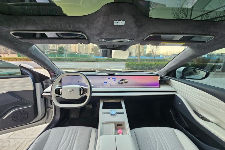 Used  E8 2024 665 km Range Rear-Drive Starship Long-Range Version