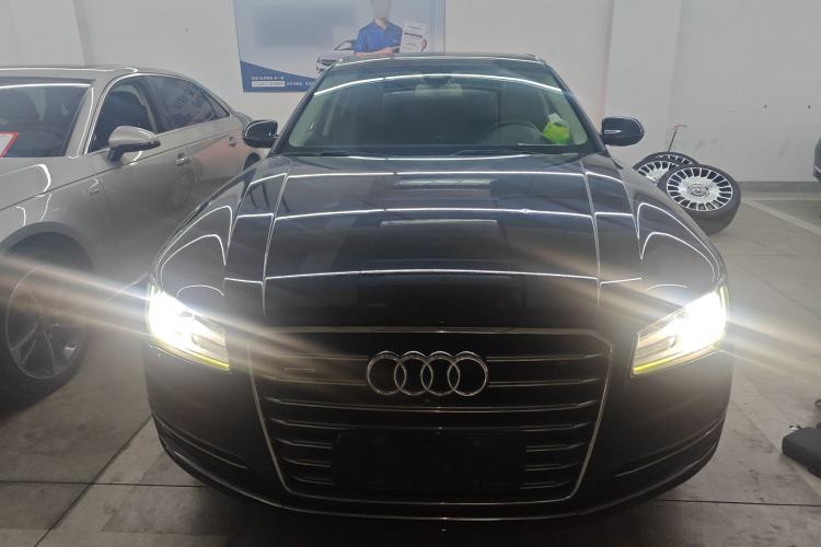Used Audi A8 2014 A8L 45 TFSI quattro Comfort model
