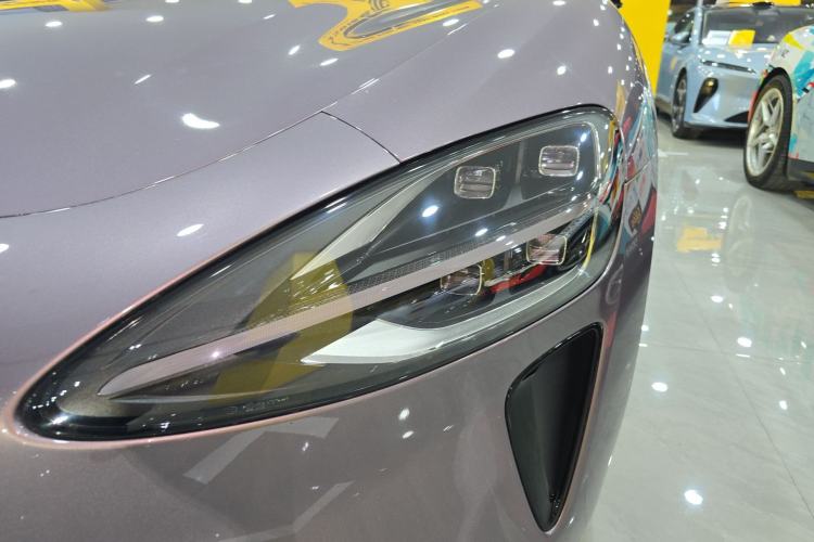 Used  SU7 2024 Four-Wheel Drive Ultra-Long Range Advanced Intelligent Driving Max Edition